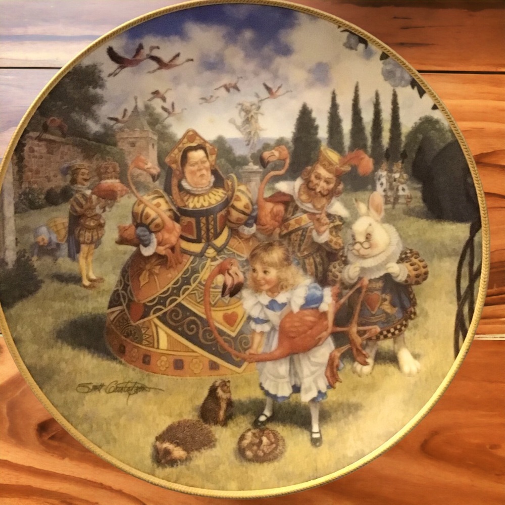 KNOWLES “Alice In Wonderland “ Vintage Collector’s Plate 22-K Gold Rim 8.5”diam.
